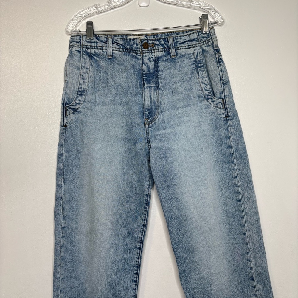 Pilcro Jeans - Lonnie Cuffed High Rise Straight Leg. 
Lighter Wash, Blue Denim. - Picture 6 of 15